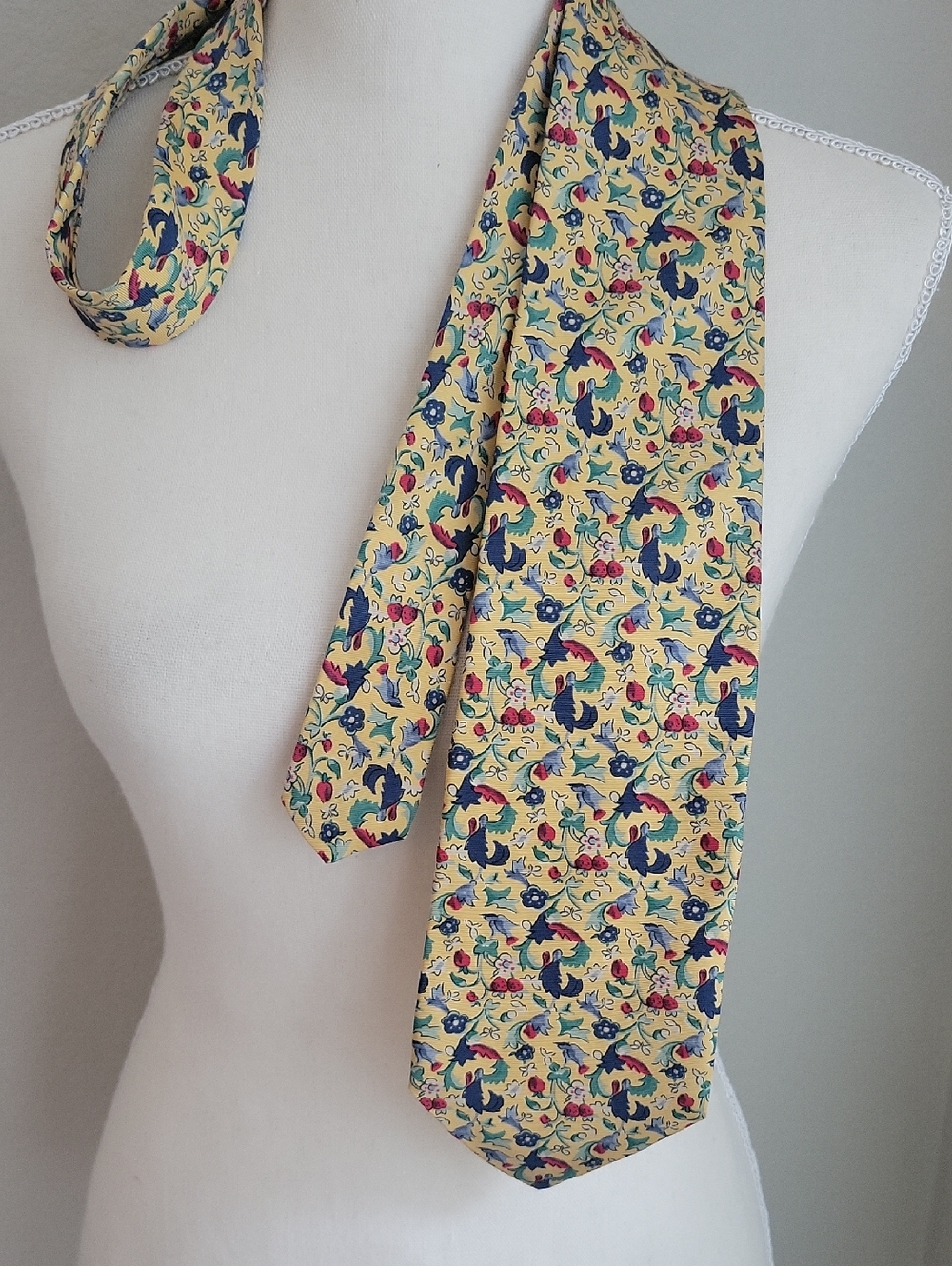 Vintage Bert Pulitzer Silk Tie Yellow Strawberries Bluebirds